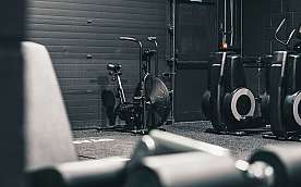 ambitious studio rick barrett AcFdytAyJgk unsplash